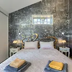 Libera By Interhome ميدولين